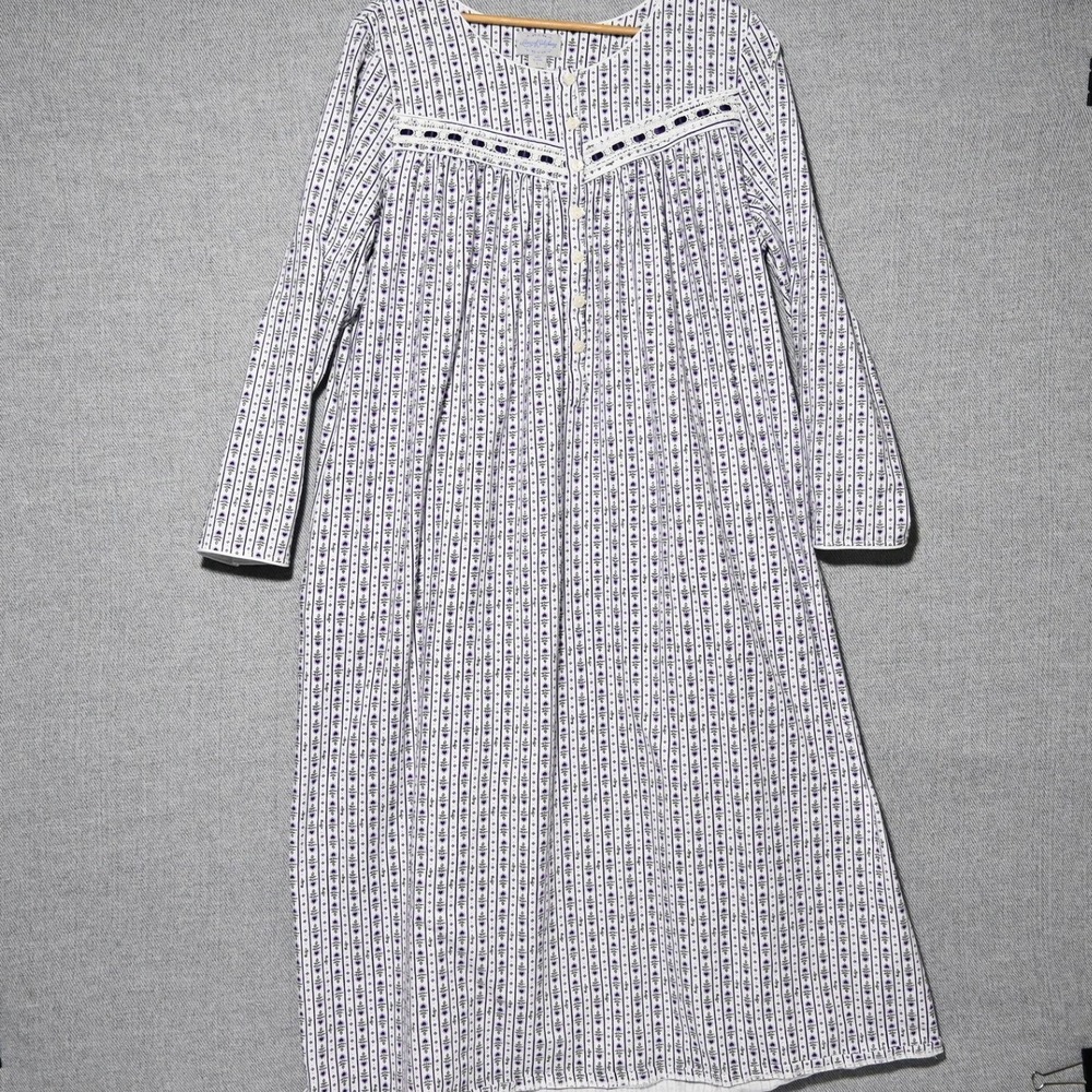 Lanz of Salzburg Nightgown Womens Vintage Floral Lace Cotton Large White Purple